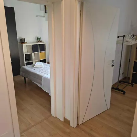 Apartment House Fioravanti 25 *