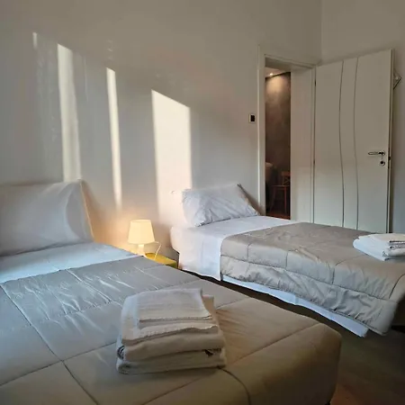 House Fioravanti 25 *